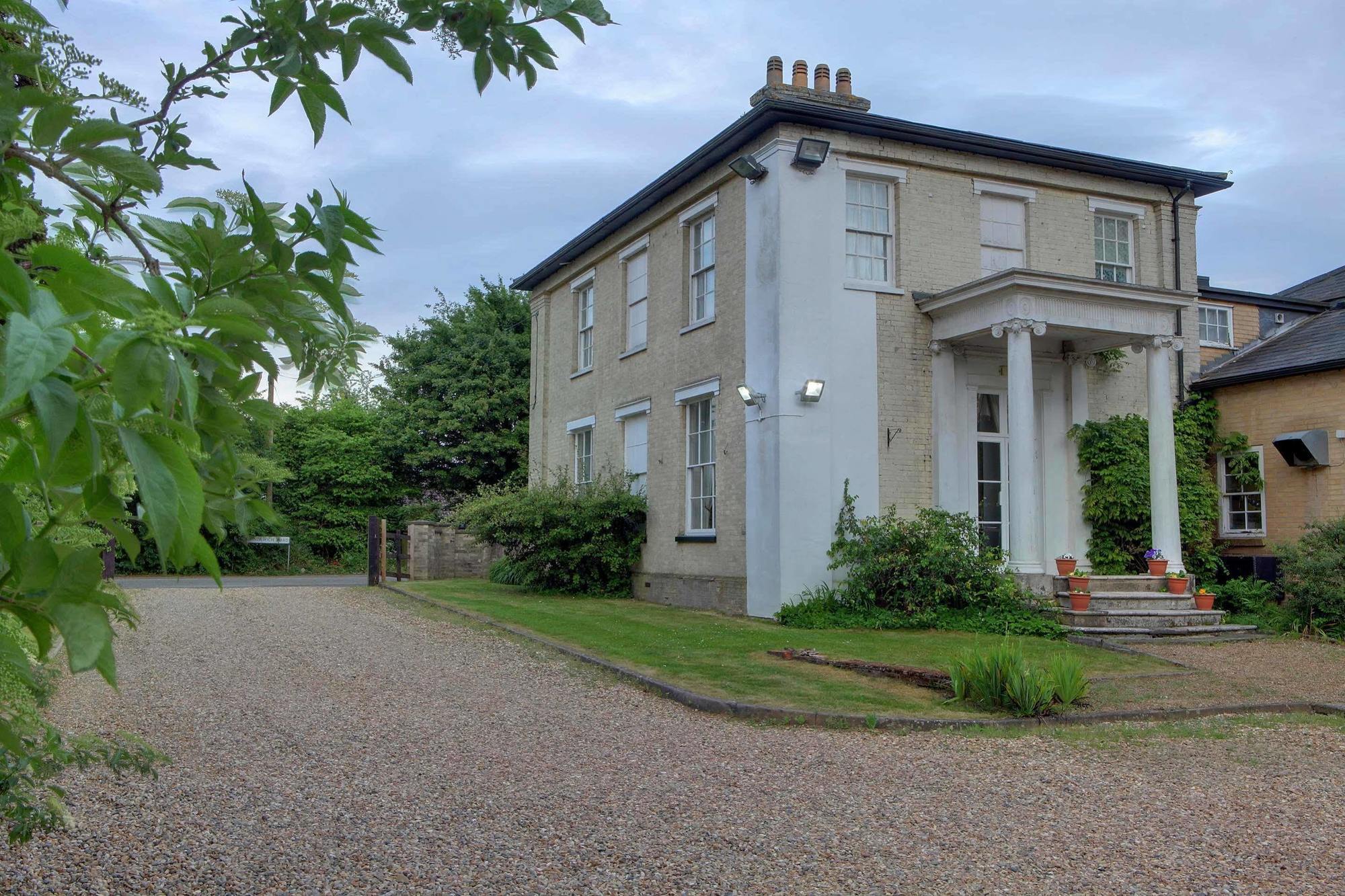 Best Western Gatehouse Hotel Ipswich Exterior photo